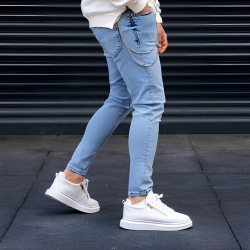 Ice Blue Jeans: A Perfect Pair